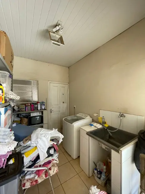 Casa com 3 quartos à venda, 307m2 em Centro, Araraquara - SP - imagem 6 Foto 6 de Casa com 3 quartos à venda, 307m2 em Centro, Araraquara - SP