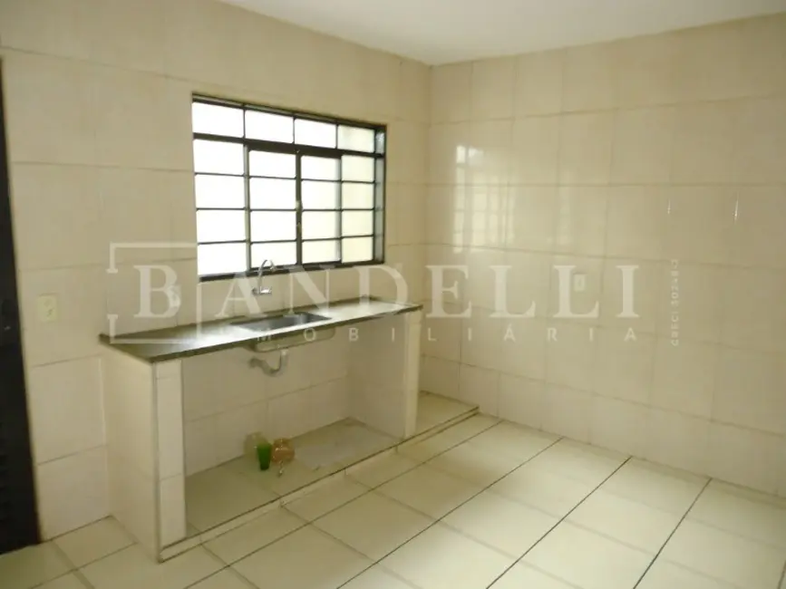 Casa com 2 quartos à venda, 83m2 em Jardim Roberto Selmi Dei, Araraquara - SP - imagem 5 Foto 5 de Casa com 2 quartos à venda, 83m2 em Jardim Roberto Selmi Dei, Araraquara - SP