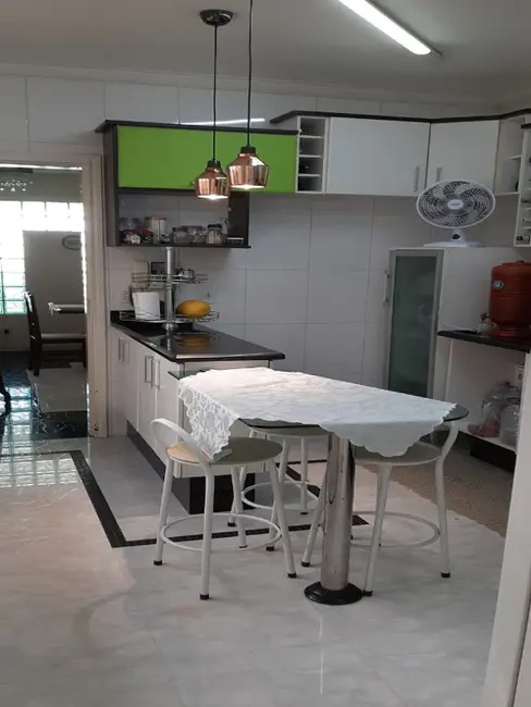 Casa com 3 quartos à venda, 360m2 em Vila Harmonia, Araraquara - SP - imagem 5 Foto 5 de Casa com 3 quartos à venda, 360m2 em Vila Harmonia, Araraquara - SP