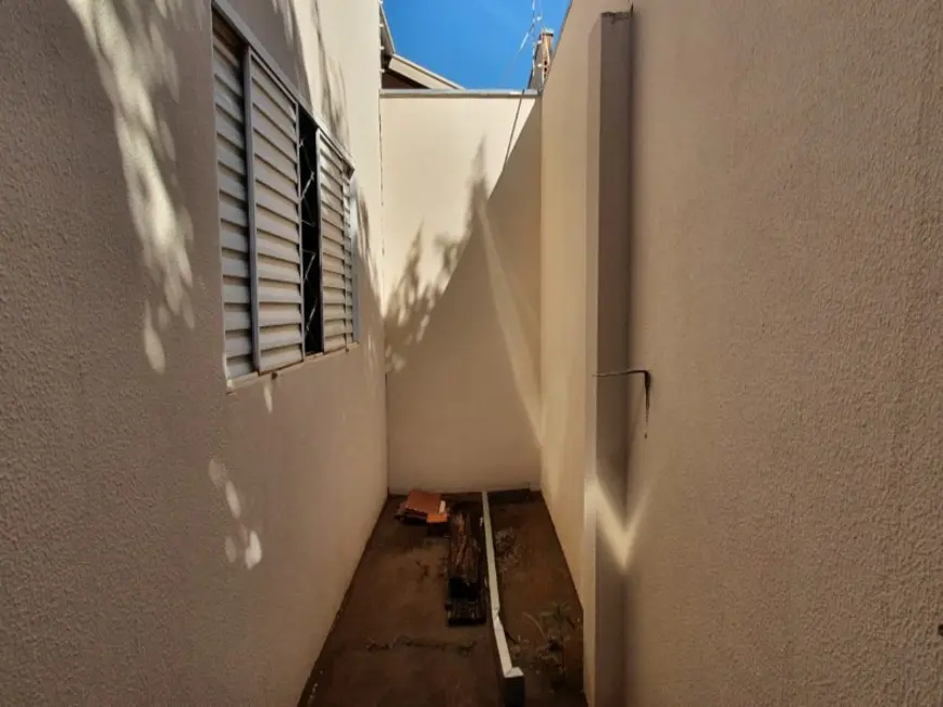 Foto 8 de Casa com 2 quartos à venda, 129m2 em Jardim Maria Luiza, Araraquara - SP