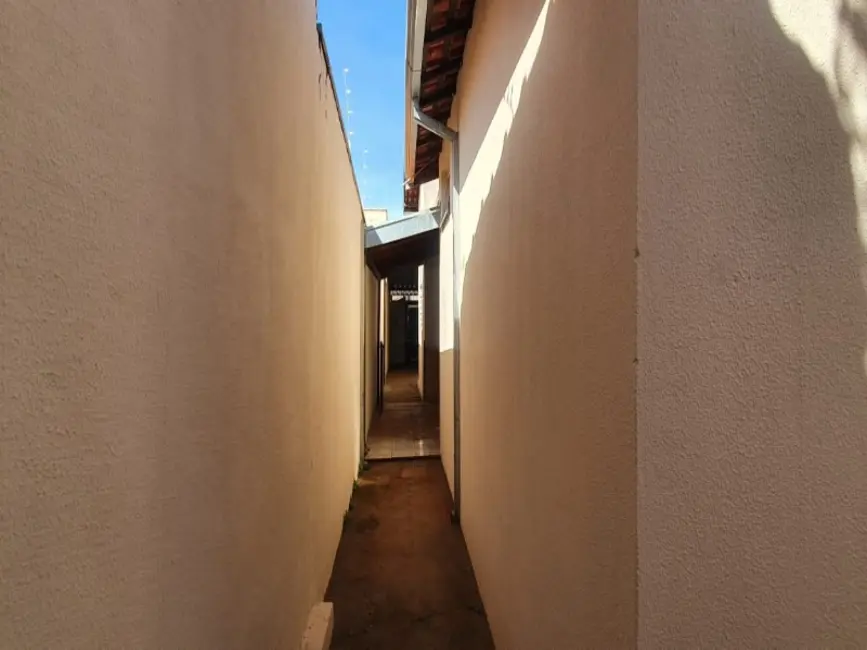 Foto 5 de Casa com 2 quartos à venda, 129m2 em Jardim Maria Luiza, Araraquara - SP