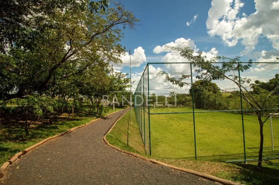 Foto 37 de Terreno / Lote à venda em Araraquara - SP