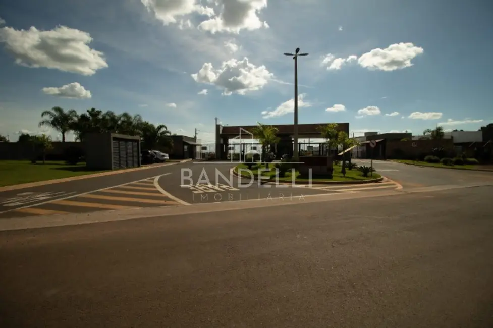 Terreno / Lote à venda em Araraquara - SP - imagem 3 Foto 3 de Terreno / Lote à venda em Araraquara - SP