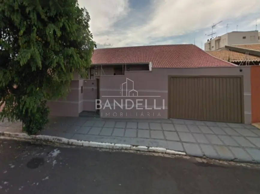 Casa com 4 quartos à venda, 600m2 em Jardim Adalgisa, Araraquara - SP - imagem 1 Foto 1 de Casa com 4 quartos à venda, 600m2 em Jardim Adalgisa, Araraquara - SP