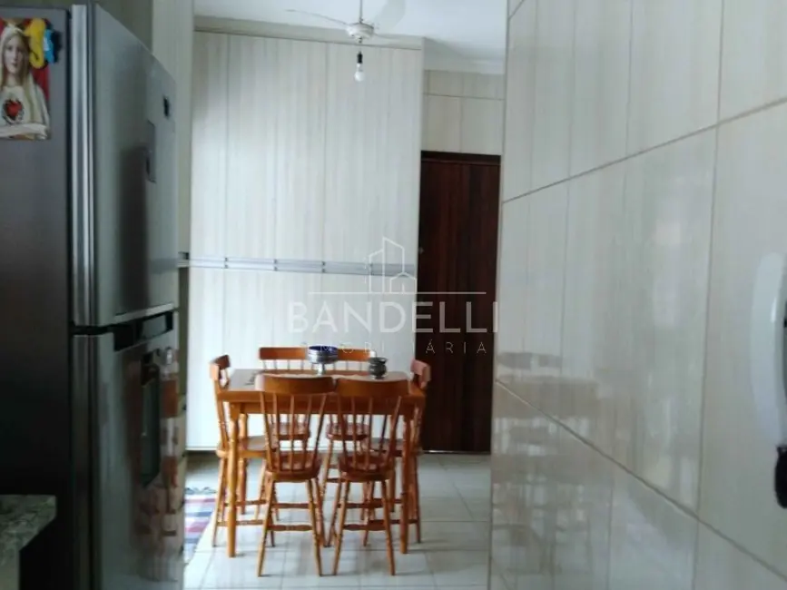 Casa com 4 quartos à venda, 600m2 em Jardim Adalgisa, Araraquara - SP - imagem 5 Foto 5 de Casa com 4 quartos à venda, 600m2 em Jardim Adalgisa, Araraquara - SP