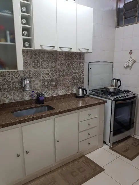 Casa com 3 quartos à venda, 300m2 em Jardim das Estações (Vila Xavier), Araraquara - SP - imagem 8 Foto 8 de Casa com 3 quartos à venda, 300m2 em Jardim das Estações (Vila Xavier), Araraquara - SP