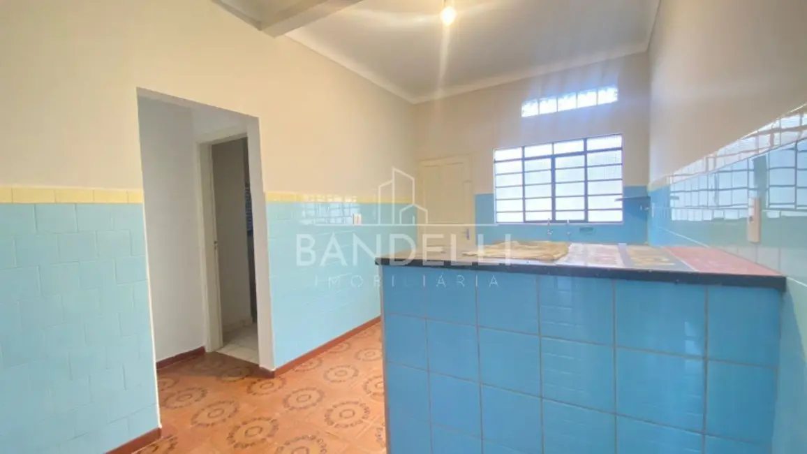 Casa com 4 quartos à venda, 127m2 em Centro, Araraquara - SP - imagem 4 Foto 4 de Casa com 4 quartos à venda, 127m2 em Centro, Araraquara - SP