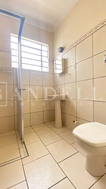 Casa com 4 quartos à venda e para alugar, 127m2 em Centro, Araraquara - SP - imagem 8 Foto 8 de Casa com 4 quartos à venda e para alugar, 127m2 em Centro, Araraquara - SP