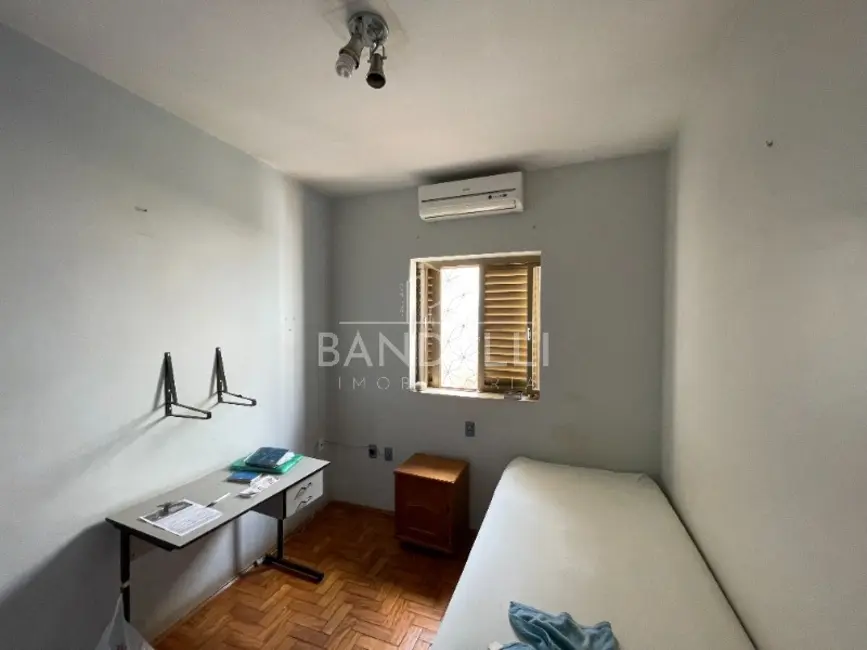 Casa com 3 quartos à venda, 186m2 em Araraquara - SP - imagem 6 Foto 6 de Casa com 3 quartos à venda, 186m2 em Araraquara - SP