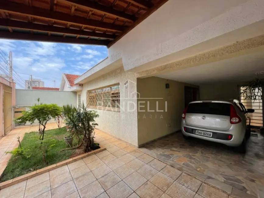 Casa com 3 quartos à venda, 186m2 em Araraquara - SP - imagem 2 Foto 2 de Casa com 3 quartos à venda, 186m2 em Araraquara - SP