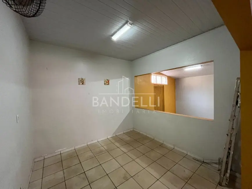 Sala Comercial para alugar, 250m2 em Centro, Araraquara - SP - imagem 8 Foto 8 de Sala Comercial para alugar, 250m2 em Centro, Araraquara - SP