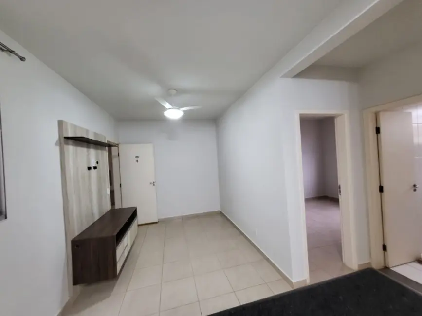 Foto 5 de Apartamento com 2 quartos para alugar, 49m2 em Jardim Primor, Araraquara - SP