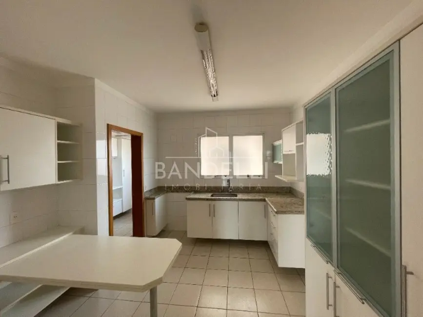 Apartamento com 4 quartos à venda, 133m2 em Centro, Araraquara - SP - imagem 8 Foto 8 de Apartamento com 4 quartos à venda, 133m2 em Centro, Araraquara - SP