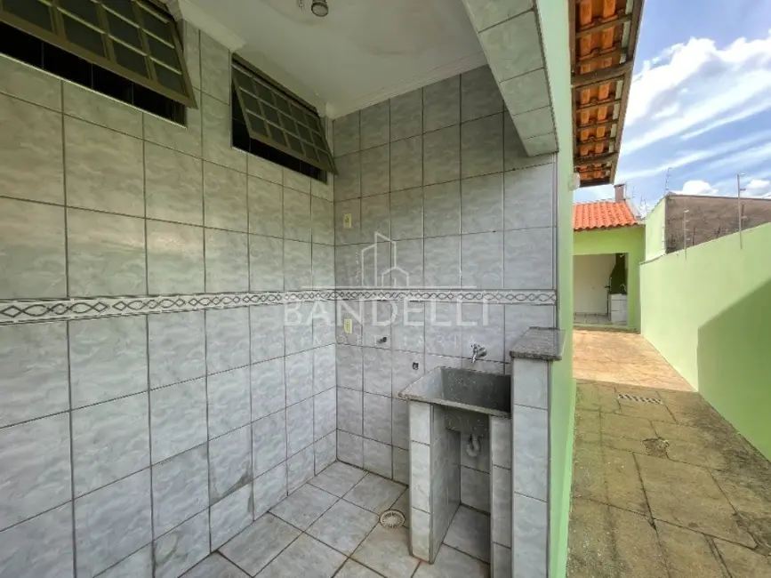 Foto 9 de Casa com 3 quartos para alugar, 157m2 em Jardim Silvânia (Vila Xavier), Araraquara - SP
