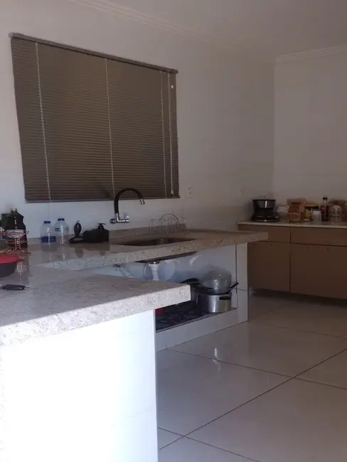 Casa com 2 quartos à venda, 117m2 em Jardim Uirapuru II, Araraquara - SP - imagem 7 Foto 7 de Casa com 2 quartos à venda, 117m2 em Jardim Uirapuru II, Araraquara - SP