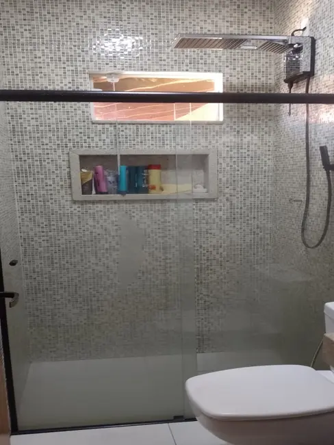 Casa com 2 quartos à venda, 117m2 em Jardim Uirapuru II, Araraquara - SP - imagem 9 Foto 9 de Casa com 2 quartos à venda, 117m2 em Jardim Uirapuru II, Araraquara - SP
