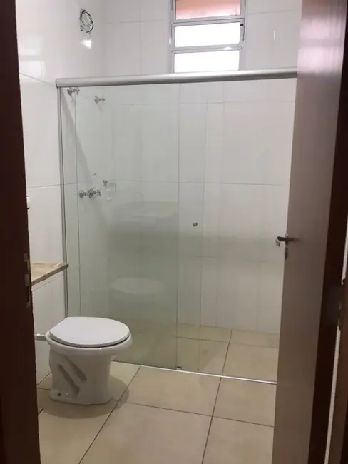 Casa com 3 quartos à venda, 140m2 em Centro, Araraquara - SP - imagem 7 Foto 7 de Casa com 3 quartos à venda, 140m2 em Centro, Araraquara - SP
