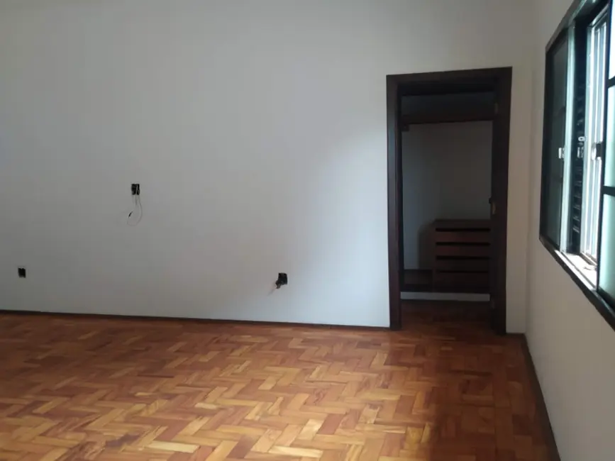 Casa com 3 quartos à venda, 237m2 em Vila José Bonifácio, Araraquara - SP - imagem 9 Foto 9 de Casa com 3 quartos à venda, 237m2 em Vila José Bonifácio, Araraquara - SP