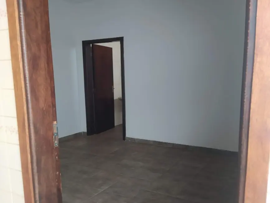 Casa com 3 quartos à venda, 237m2 em Vila José Bonifácio, Araraquara - SP - imagem 3 Foto 3 de Casa com 3 quartos à venda, 237m2 em Vila José Bonifácio, Araraquara - SP