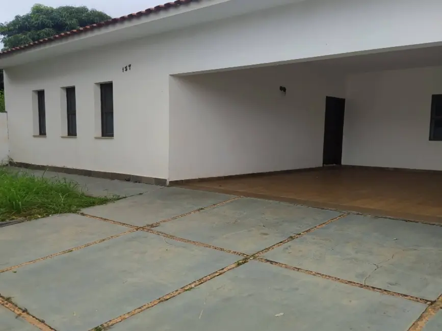 Foto 2 de Casa com 3 quartos à venda, 237m2 em Vila José Bonifácio, Araraquara - SP