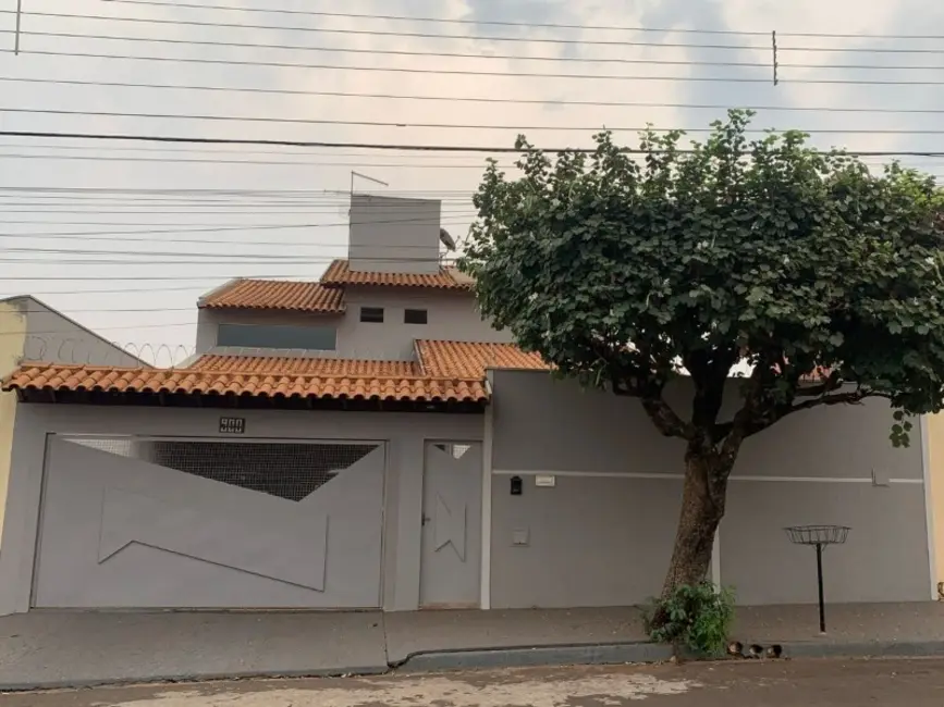 Foto 1 de Casa com 4 quartos à venda, 600m2 em Jardim Arangá, Araraquara - SP