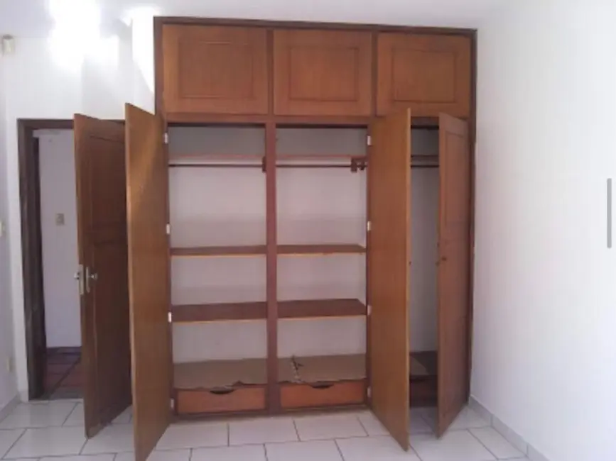 Casa com 4 quartos à venda, 186m2 em Vila José Bonifácio, Araraquara - SP - imagem 8 Foto 8 de Casa com 4 quartos à venda, 186m2 em Vila José Bonifácio, Araraquara - SP