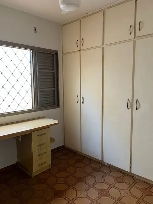 Sala Comercial com 2 quartos à venda, 204m2 em Centro, Araraquara - SP - imagem 9 Foto 9 de Sala Comercial com 2 quartos à venda, 204m2 em Centro, Araraquara - SP