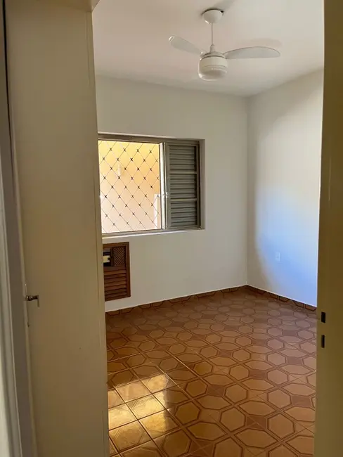 Sala Comercial com 2 quartos à venda, 204m2 em Centro, Araraquara - SP - imagem 8 Foto 8 de Sala Comercial com 2 quartos à venda, 204m2 em Centro, Araraquara - SP