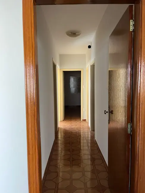 Sala Comercial com 2 quartos à venda, 204m2 em Centro, Araraquara - SP - imagem 6 Foto 6 de Sala Comercial com 2 quartos à venda, 204m2 em Centro, Araraquara - SP
