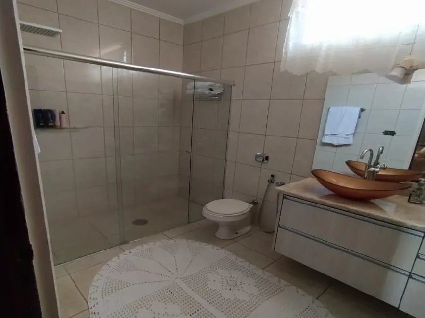 Foto 3 de Casa com 3 quartos à venda, 343m2 em Jardim Adalgisa, Araraquara - SP