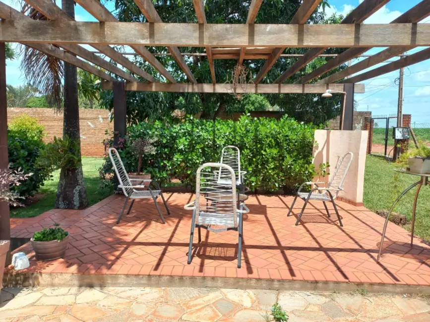 Chácara com 3 quartos à venda, 3292m2 em Parque Planalto, Araraquara - SP - imagem 9 Foto 9 de Chácara com 3 quartos à venda, 3292m2 em Parque Planalto, Araraquara - SP