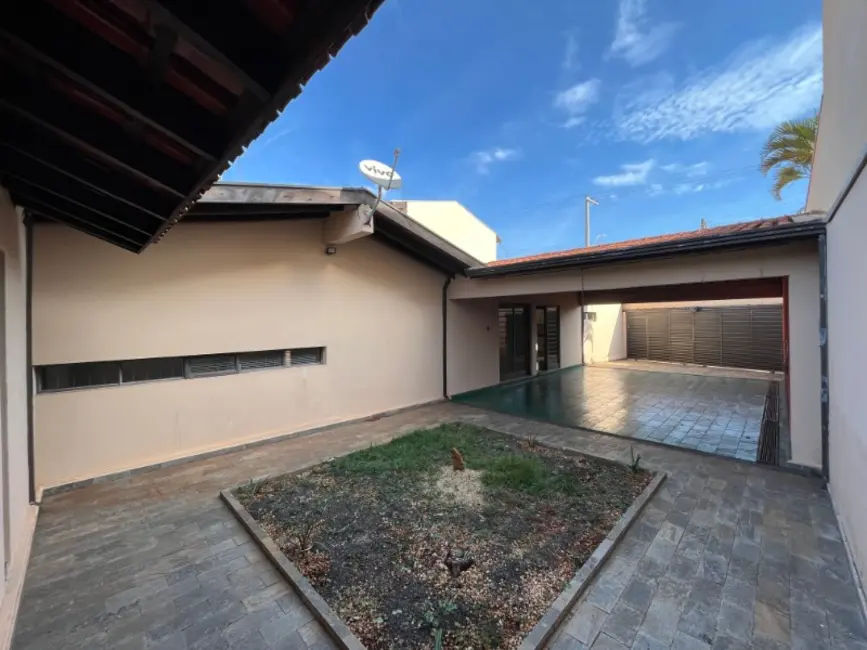 Sala Comercial com 3 quartos à venda, 204m2 em Vila Harmonia, Araraquara - SP - imagem 6 Foto 6 de Sala Comercial com 3 quartos à venda, 204m2 em Vila Harmonia, Araraquara - SP