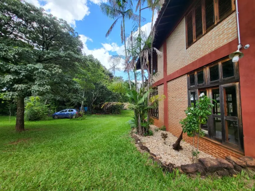 Chácara com 4 quartos à venda, 800m2 em Portal das Laranjeiras, Araraquara - SP - imagem 3 Foto 3 de Chácara com 4 quartos à venda, 800m2 em Portal das Laranjeiras, Araraquara - SP