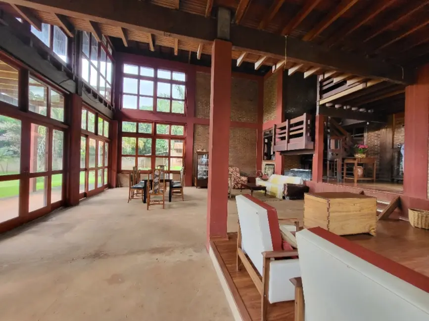 Chácara com 4 quartos à venda, 800m2 em Portal das Laranjeiras, Araraquara - SP - imagem 7 Foto 7 de Chácara com 4 quartos à venda, 800m2 em Portal das Laranjeiras, Araraquara - SP