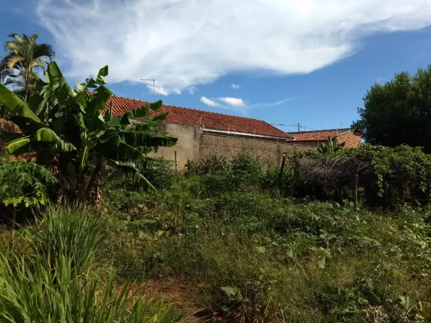 Foto 1 de Terreno / Lote à venda em Jardim Roberto Selmi Dei, Araraquara - SP