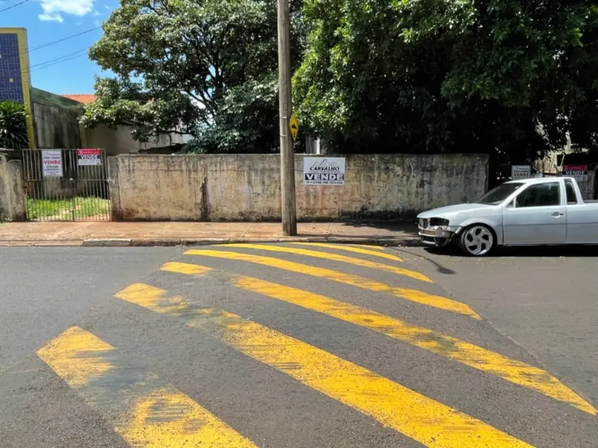 Foto 2 de Terreno / Lote à venda em Jardim Ártico, Araraquara - SP