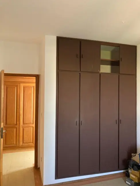 Apartamento com 3 quartos à venda, 207m2 em Centro, Araraquara - SP - imagem 6 Foto 6 de Apartamento com 3 quartos à venda, 207m2 em Centro, Araraquara - SP
