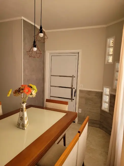 Foto 8 de Casa com 3 quartos à venda, 154m2 em Parque Igaçaba, Araraquara - SP