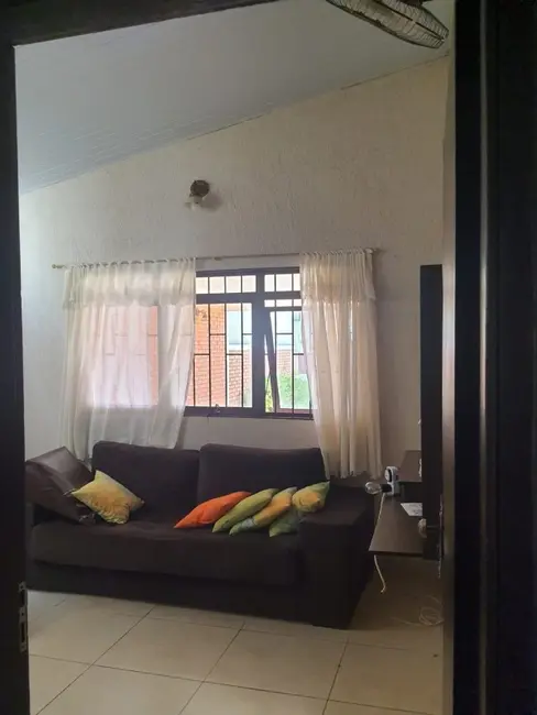 Casa com 3 quartos à venda, 152m2 em Jardim Brasil (Vila Xavier), Araraquara - SP - imagem 8 Foto 8 de Casa com 3 quartos à venda, 152m2 em Jardim Brasil (Vila Xavier), Araraquara - SP