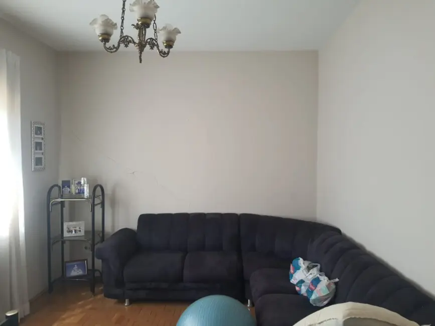 Casa com 3 quartos à venda, 152m2 em Jardim Brasil (Vila Xavier), Araraquara - SP - imagem 5 Foto 5 de Casa com 3 quartos à venda, 152m2 em Jardim Brasil (Vila Xavier), Araraquara - SP