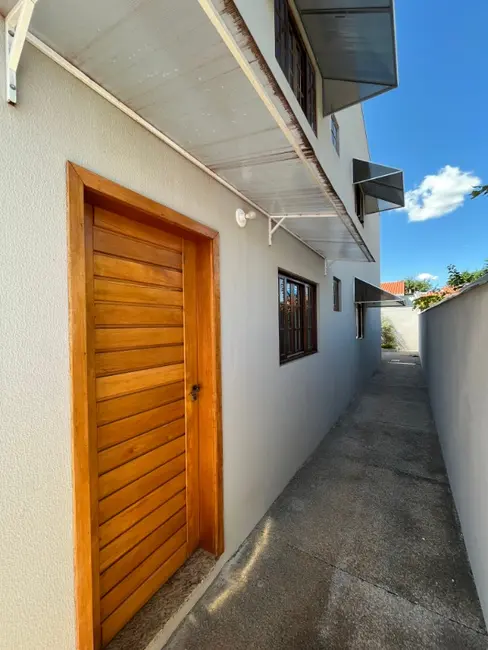 Casa com 4 quartos à venda, 140m2 em Jardim Maria Luiza IV, Araraquara - SP - imagem 5 Foto 5 de Casa com 4 quartos à venda, 140m2 em Jardim Maria Luiza IV, Araraquara - SP