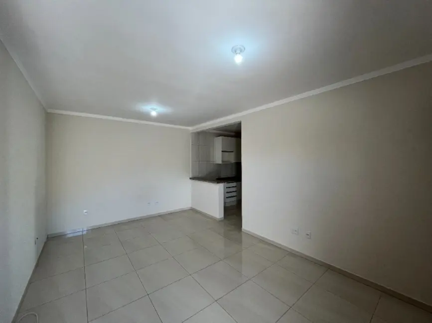 Casa com 4 quartos à venda, 140m2 em Jardim Maria Luiza IV, Araraquara - SP - imagem 9 Foto 9 de Casa com 4 quartos à venda, 140m2 em Jardim Maria Luiza IV, Araraquara - SP