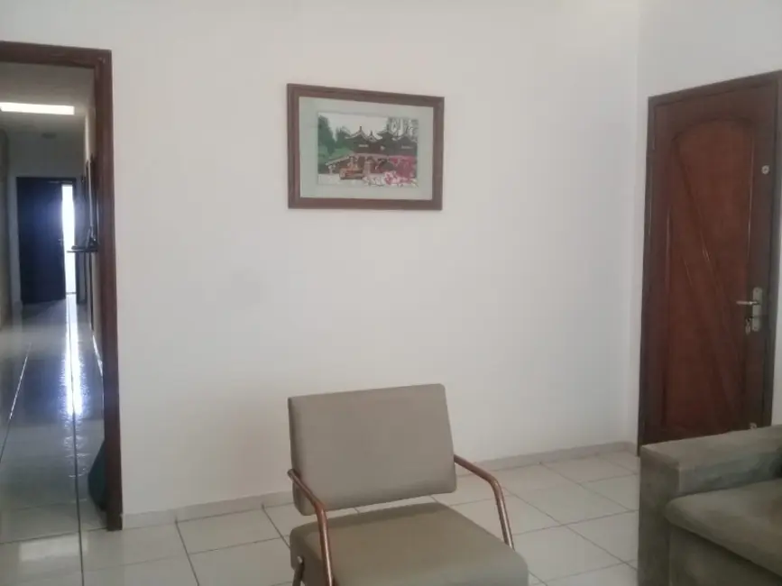 Casa com 2 quartos à venda, 133m2 em Jardim Maria Luiza, Araraquara - SP - imagem 6 Foto 6 de Casa com 2 quartos à venda, 133m2 em Jardim Maria Luiza, Araraquara - SP