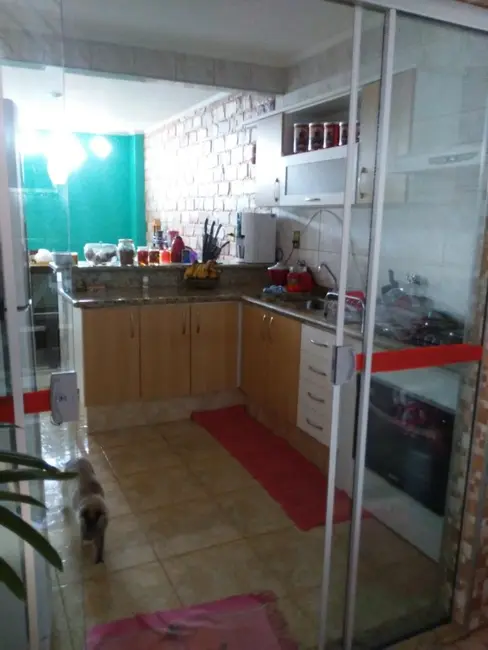 Casa com 3 quartos à venda, 242m2 em Jardim Santa Júlia III, Araraquara - SP - imagem 2 Foto 2 de Casa com 3 quartos à venda, 242m2 em Jardim Santa Júlia III, Araraquara - SP