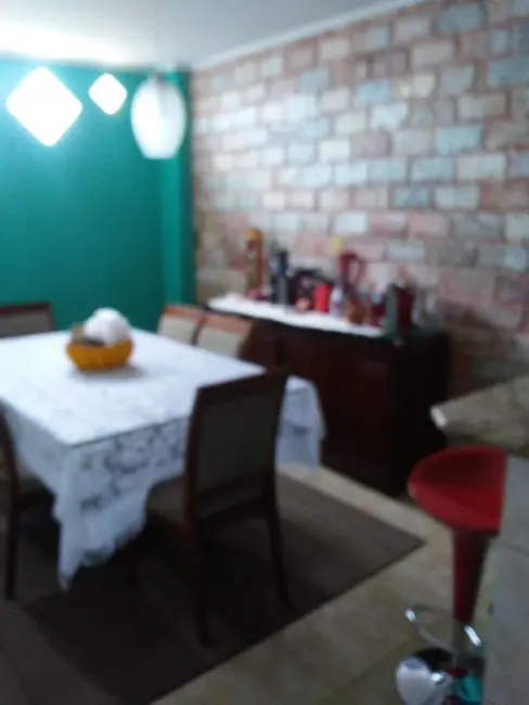 Casa com 3 quartos à venda, 242m2 em Jardim Santa Júlia III, Araraquara - SP - imagem 3 Foto 3 de Casa com 3 quartos à venda, 242m2 em Jardim Santa Júlia III, Araraquara - SP