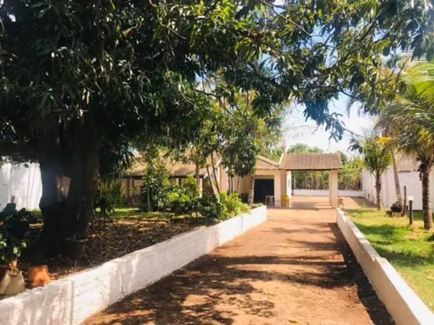 Casa com 3 quartos à venda, 263m2 em Jardim Cruzeiro do Sul I e II, Araraquara - SP - imagem 2 Foto 2 de Casa com 3 quartos à venda, 263m2 em Jardim Cruzeiro do Sul I e II, Araraquara - SP