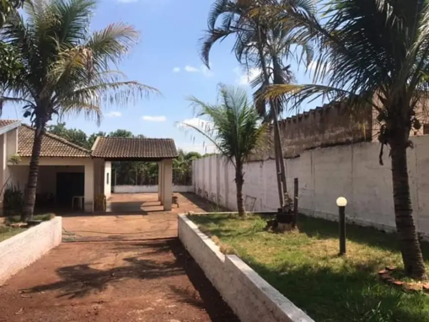 Casa com 3 quartos à venda, 263m2 em Jardim Cruzeiro do Sul I e II, Araraquara - SP - imagem 6 Foto 6 de Casa com 3 quartos à venda, 263m2 em Jardim Cruzeiro do Sul I e II, Araraquara - SP