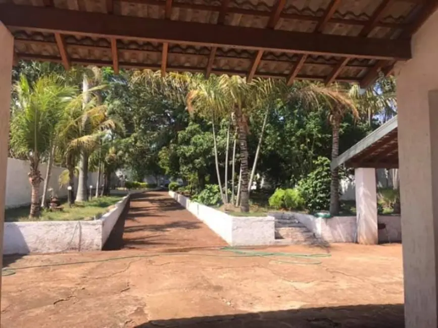 Casa com 3 quartos à venda, 263m2 em Jardim Cruzeiro do Sul I e II, Araraquara - SP - imagem 5 Foto 5 de Casa com 3 quartos à venda, 263m2 em Jardim Cruzeiro do Sul I e II, Araraquara - SP