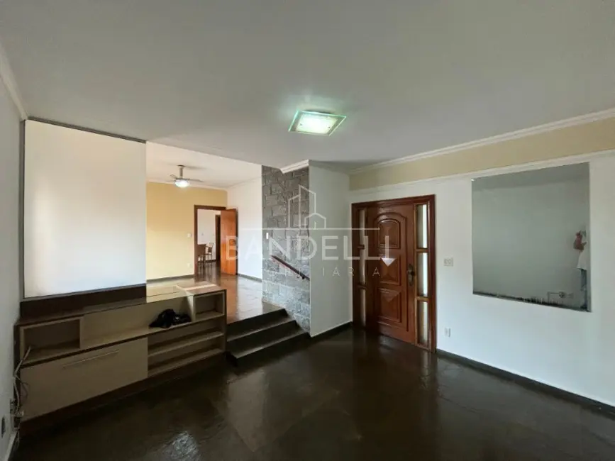 Casa com 3 quartos à venda, 332m2 em Jardim Nova América, Araraquara - SP - imagem 4 Foto 4 de Casa com 3 quartos à venda, 332m2 em Jardim Nova América, Araraquara - SP