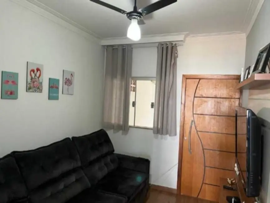 Casa com 2 quartos à venda, 65m2 em Jardim Universal, Araraquara - SP - imagem 3 Foto 3 de Casa com 2 quartos à venda, 65m2 em Jardim Universal, Araraquara - SP